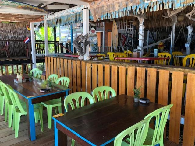 Beach Shack Chalet - Garden View Aframe Big Unit Kampong Juara Екстер'єр фото
